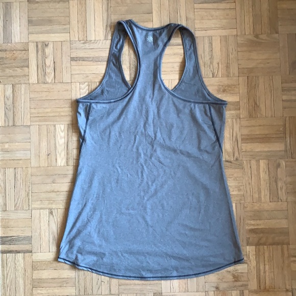 Athleta workout Top - Picture 3 of 5